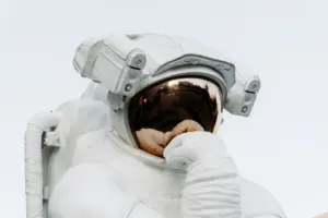 how do astronauts breathe in space